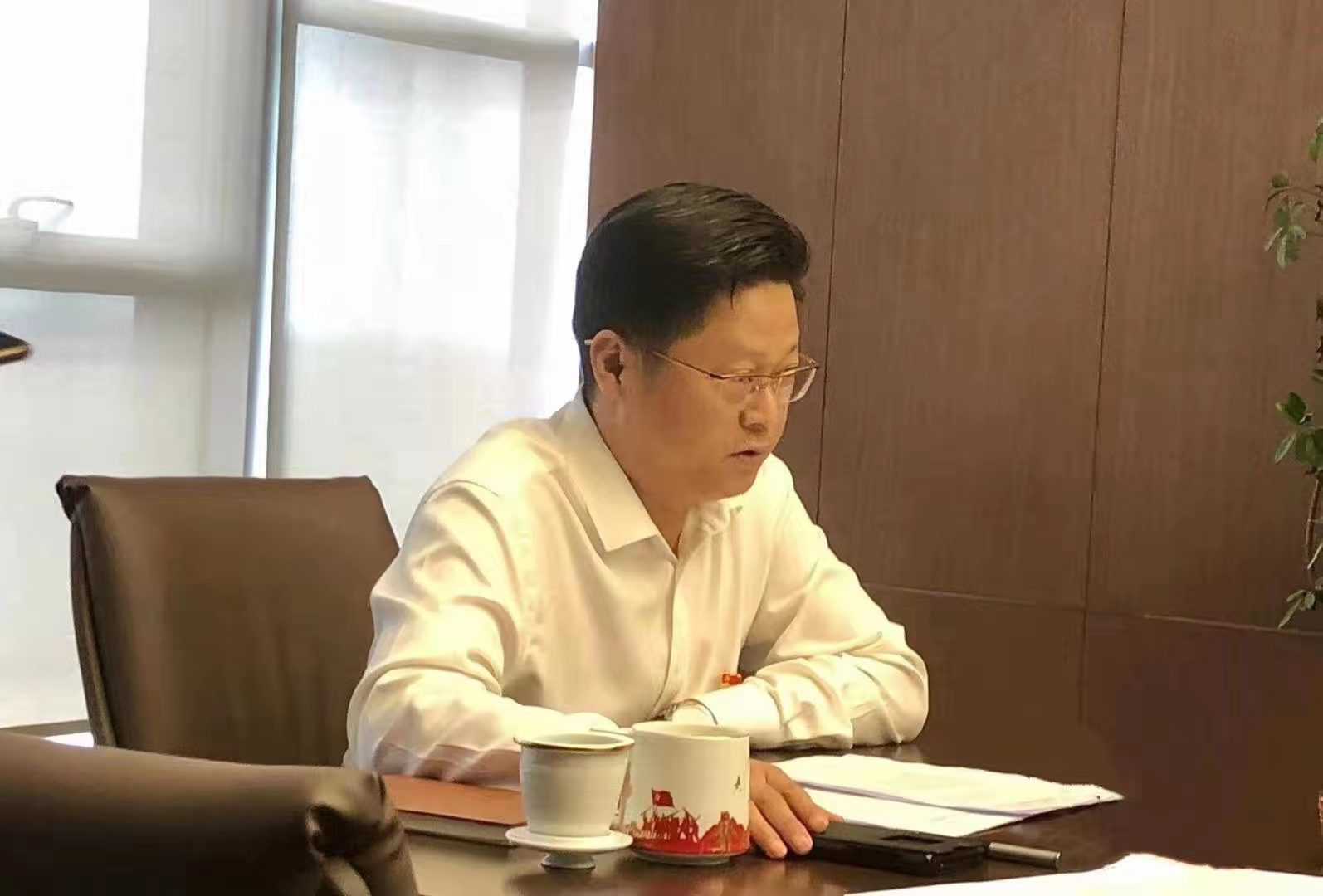 組織生活會(huì)2.jpg 組織生活會(huì)2.jpg