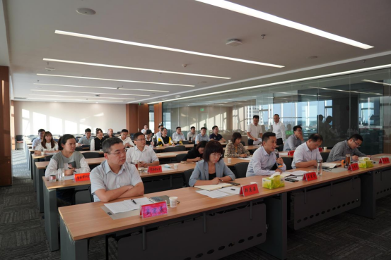 9.30市產(chǎn)業(yè)集團(tuán)舉辦2021年新入職員工轉(zhuǎn)正匯報(bào)會(1)444.png 9.30市產(chǎn)業(yè)集團(tuán)舉辦2021年新入職員工轉(zhuǎn)正匯報(bào)會(1)444.png