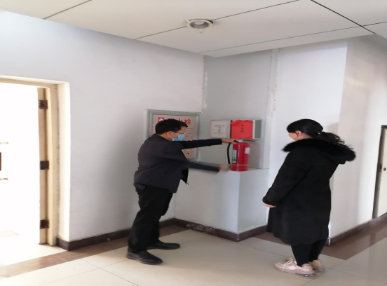 11.19市產(chǎn)控水利投資有限公司開展疫情防控與安全生產(chǎn)檢查(1)190.png 11.19市產(chǎn)控水利投資有限公司開展疫情防控與安全生產(chǎn)檢查(1)190.png