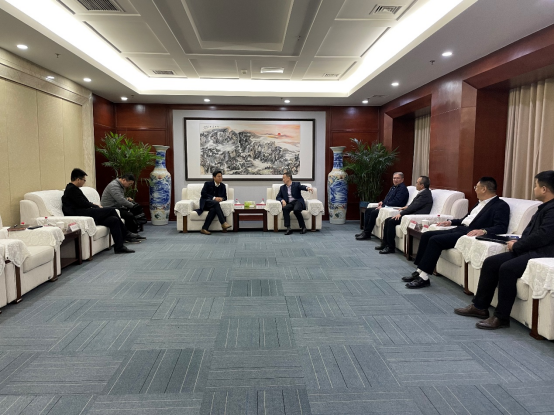 市產(chǎn)業(yè)集團(tuán)黨委書記、董事長(zhǎng)劉培建一行拜訪多家企業(yè) 共商合作發(fā)展620.png