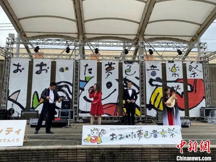 圖為，武漢歌舞劇院參加日本大分市“夢色音樂節(jié)” 武漢文旅局供圖