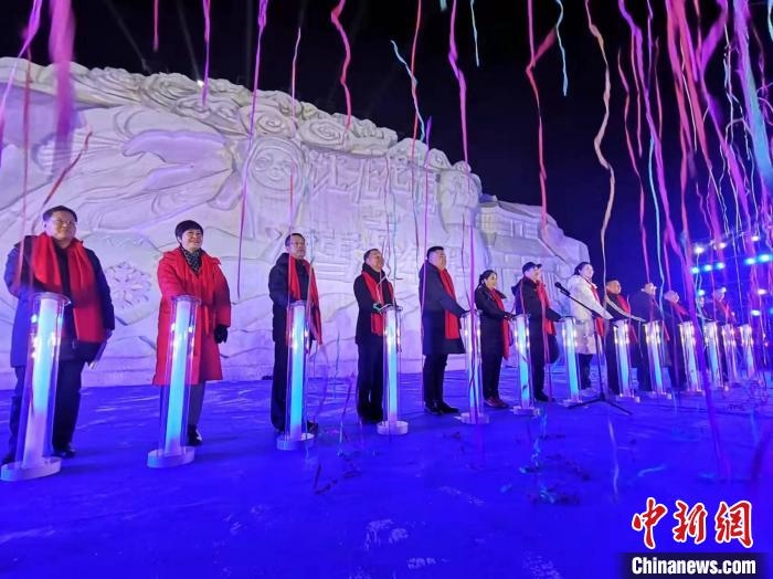 啟動(dòng)儀式現(xiàn)場(chǎng)?！≮w桂華 攝