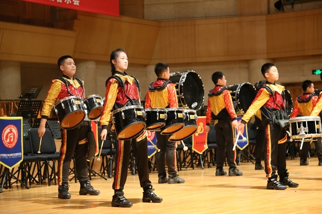 “樂(lè)動(dòng)金帆 ‘藝’起交響”為主題的專場(chǎng)音樂(lè)會(huì)現(xiàn)場(chǎng)。主辦方供圖