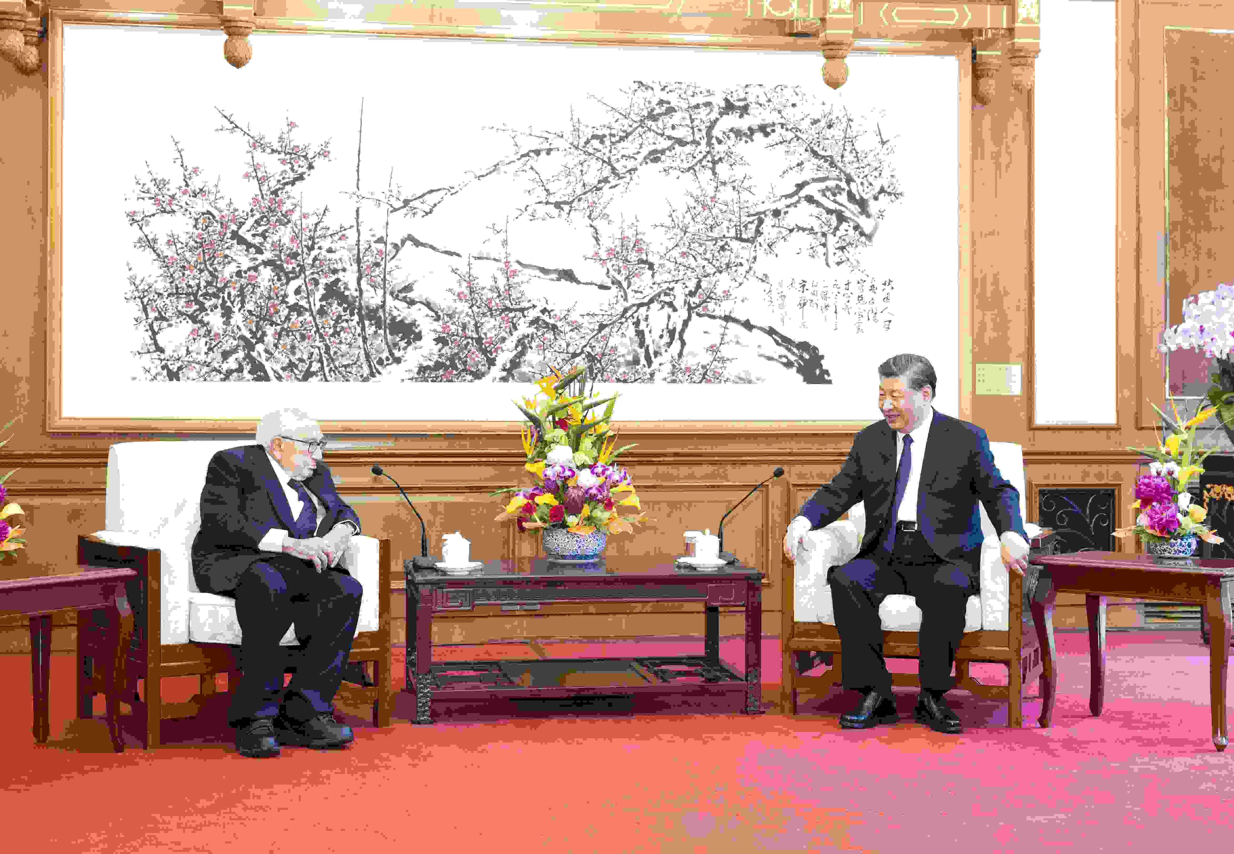 △2023年7月20日，國(guó)家主席習(xí)近平在北京釣魚臺(tái)國(guó)賓館會(huì)見(jiàn)美國(guó)前國(guó)務(wù)卿基辛格。