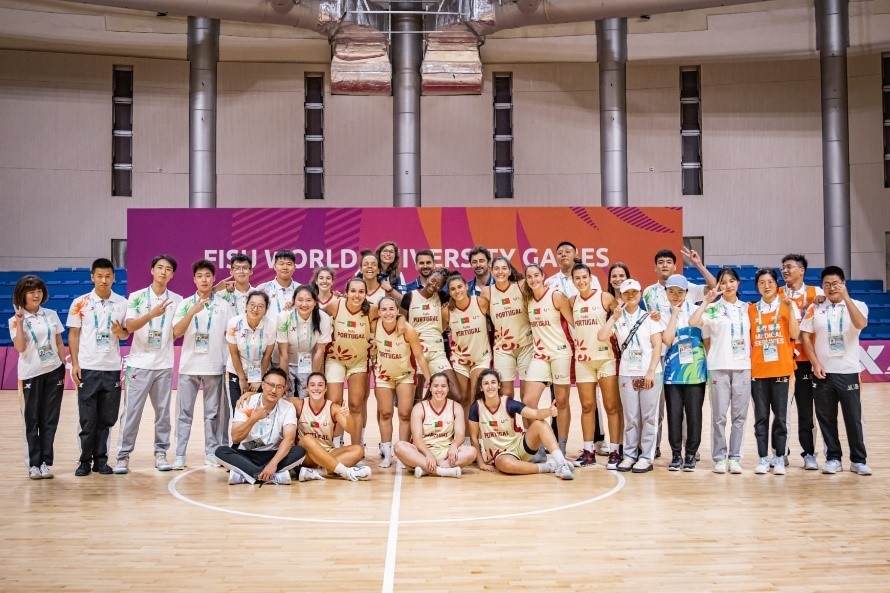 成都大運會葡萄牙女子籃球隊。 受訪者供圖