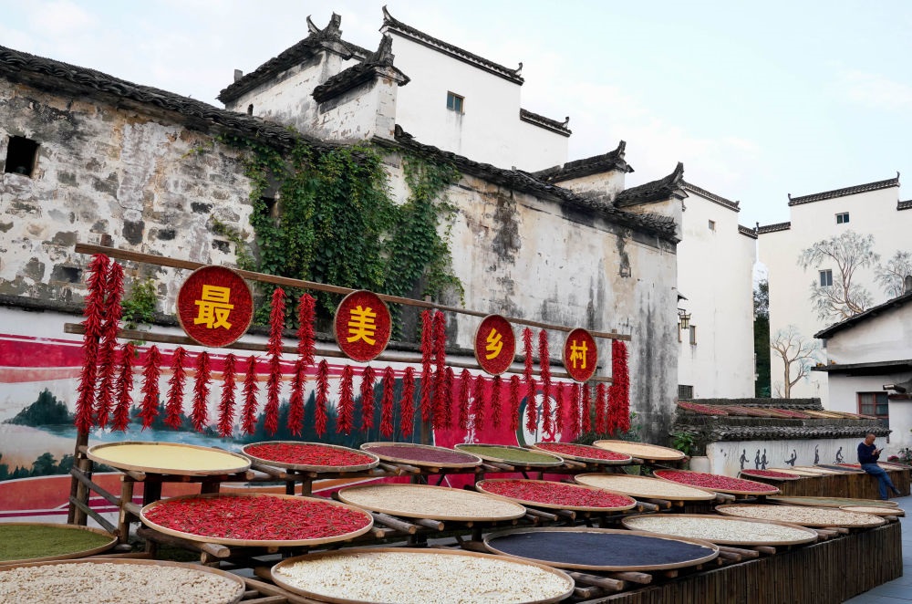 婺源縣王村石門(mén)自然村一角（2023年10月11日攝）。