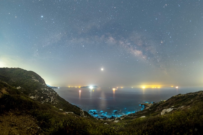 西涌國(guó)際暗夜社區(qū)夜間美景。深圳市天文臺(tái)供圖