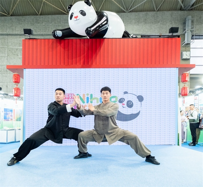 日本國際旅游博覽會期間中國展館的太極拳表演。圖片由中國駐東京旅游辦事處提供