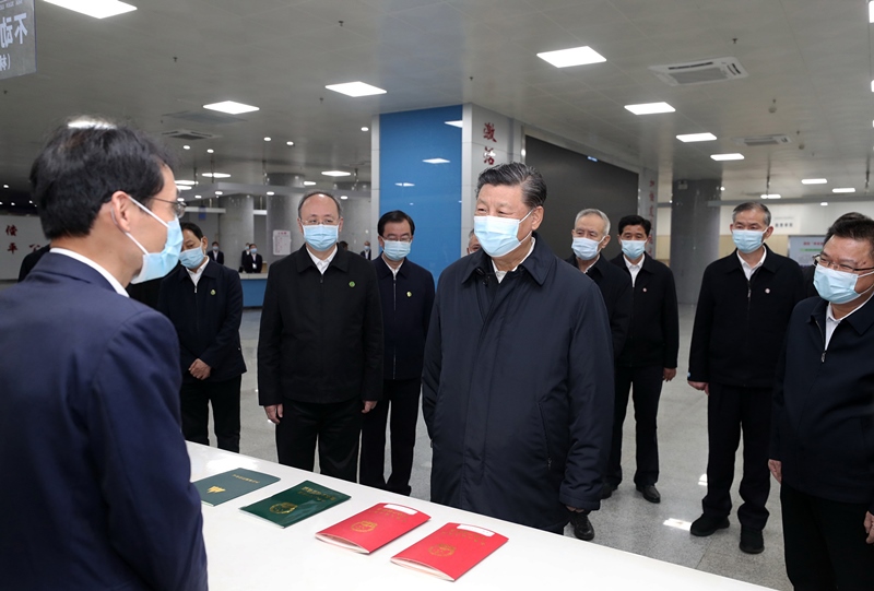 2021年3月23日，習(xí)近平在福建三明沙縣農(nóng)村產(chǎn)權(quán)交易中心考察。