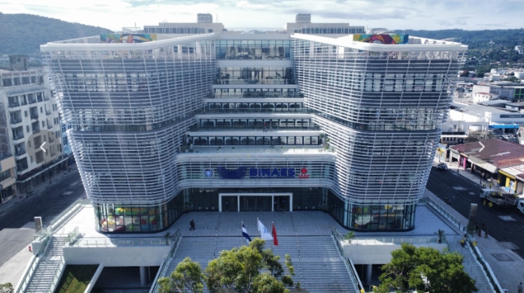 圖為中國援建薩爾瓦多國家圖書館實景。 圖片由中國援薩爾瓦多國家圖書館項目施工技術(shù)組提供
