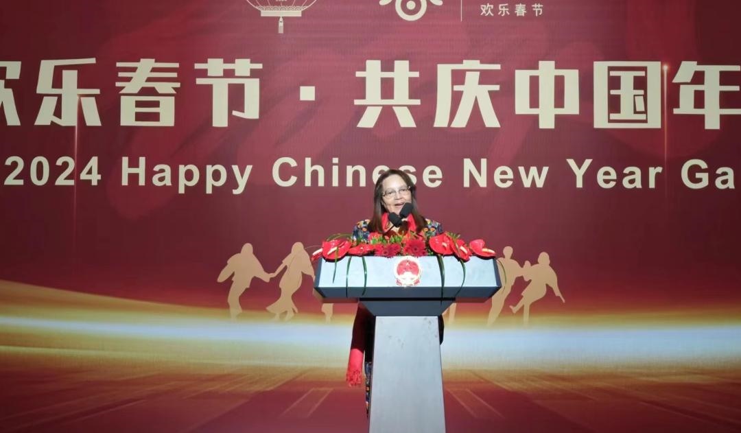 南非旅游部長德利萊女士致辭。中國駐南非大使館供圖