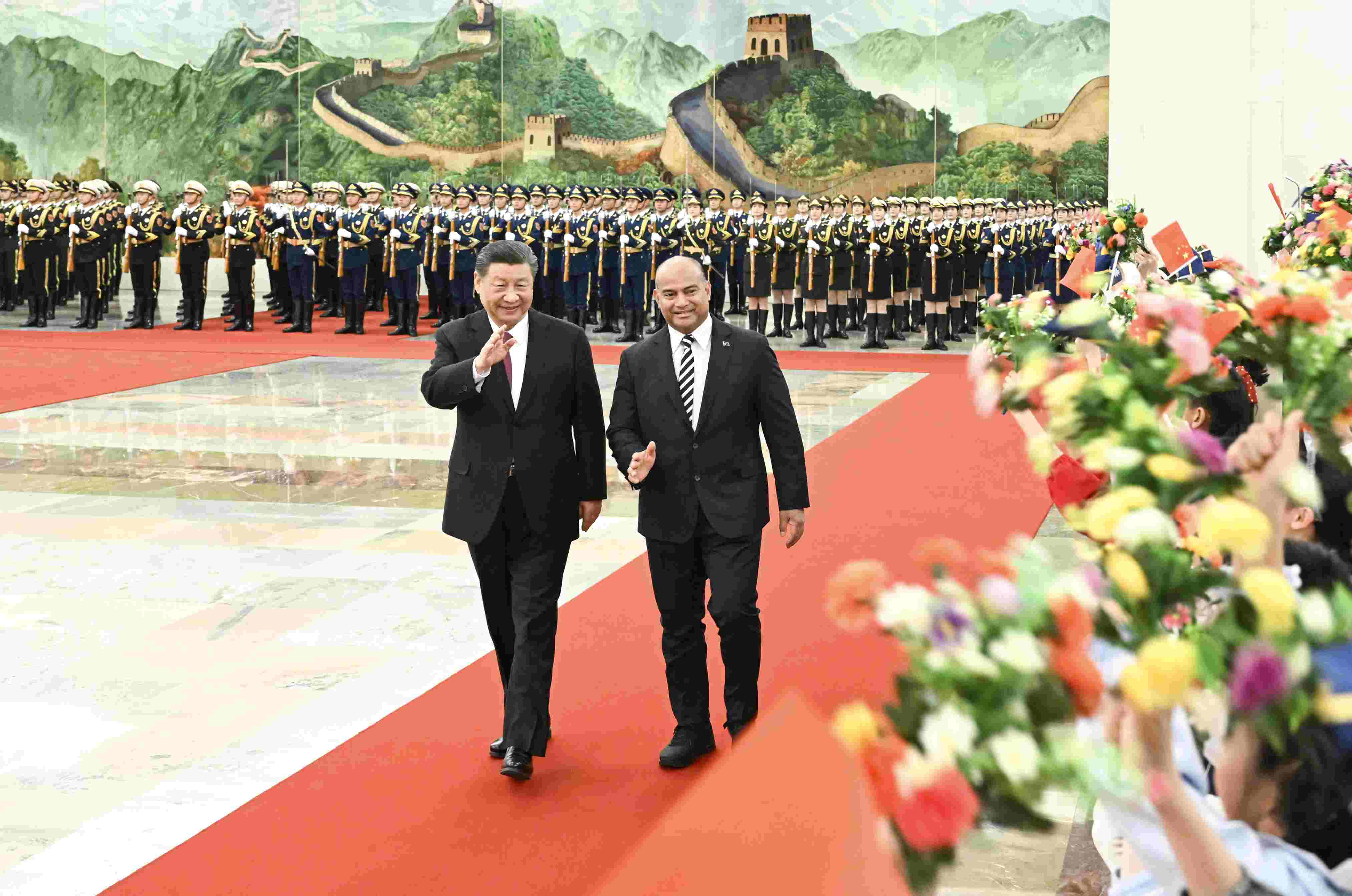 2024年3月25日，習(xí)近平主席在人民大會(huì)堂北大廳為瑙魯總統(tǒng)阿迪昂舉行歡迎儀式。