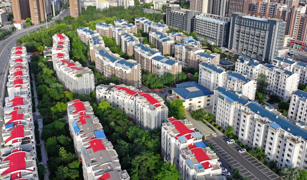 6月19日拍攝的長(zhǎng)城花園社區(qū)（無(wú)人機(jī)照片）。