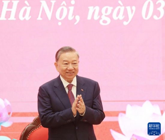 8月3日，在越南河內(nèi)，蘇林出席新聞發(fā)布會。新華社/越通社