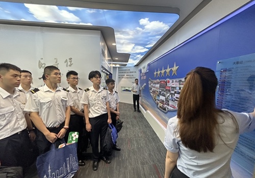 南京航空航天大學(xué)學(xué)子赴多地開展社會(huì)實(shí)踐。校方供圖