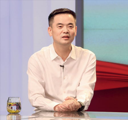 采訪對(duì)象：湖州市委常委、安吉縣委書(shū)記楊衛(wèi)東