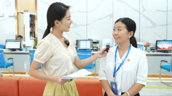 直播現(xiàn)場(chǎng)。海南省營(yíng)商廳供圖