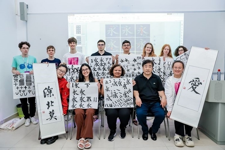 深北莫舉行文化交流活動(dòng)。深北莫供圖