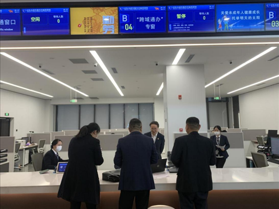 啟東市政務(wù)服務(wù)“跨域通辦”專窗。 圖片來(lái)源：江蘇南通啟東市數(shù)據(jù)局
