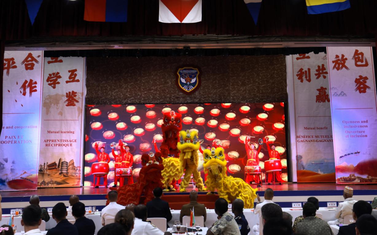 舞獅表演《金獅送?！?。主辦方供圖
