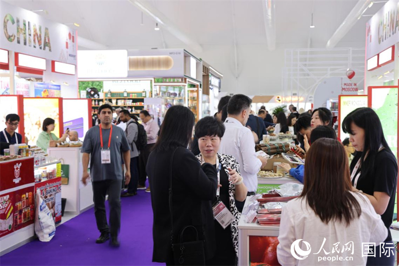 第三十屆海灣食品展正在迪拜舉行，圖為中國館一角。人民網(wǎng)記者 張志文攝
