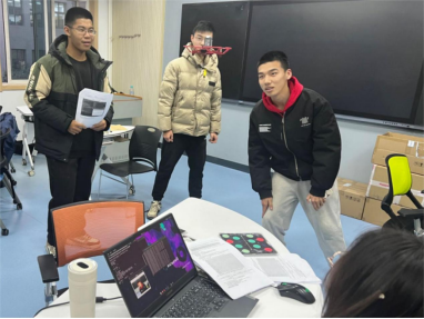 智能無人系統(tǒng)“做中悟”高階項(xiàng)目式課程。校方供圖