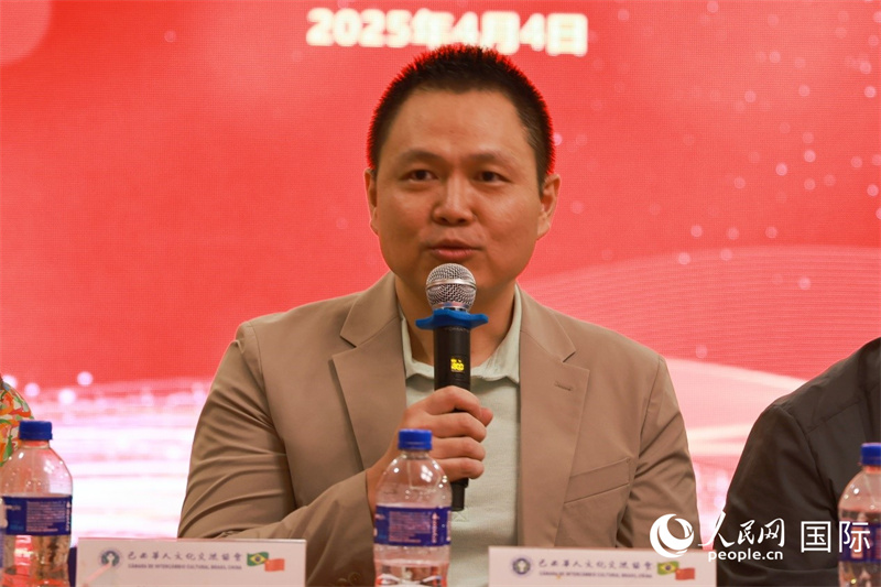 中國駐里約熱內(nèi)盧總領(lǐng)館副總領(lǐng)事王尉育在座談會(huì)上致辭。人民網(wǎng)記者 陳海琪攝