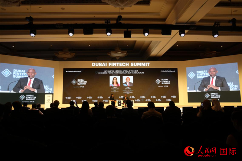 2025迪拜金融科技峰會期間舉行的對話活動。人民網(wǎng)記者 張志文攝